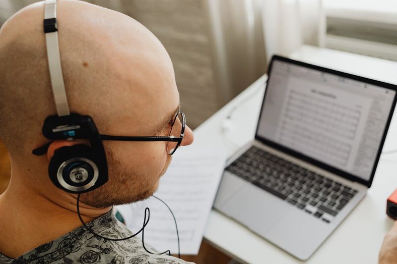 non-invasive neural interface headset for writing