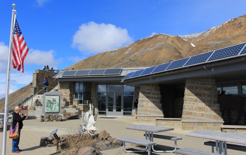 Environmental - sustainable data center powered by renewable energy