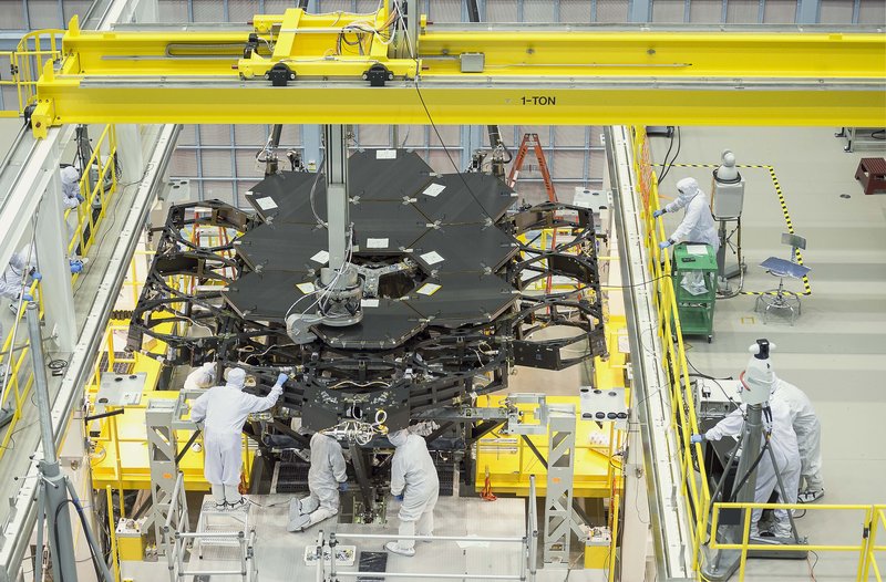 Observatory - space telescope primary mirror assembly